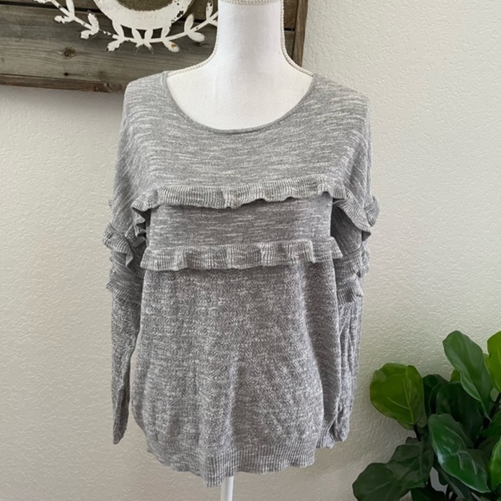 Evereve Allison Joy Paros ruffle pullover gray knit sweater gray‎ size M NWT